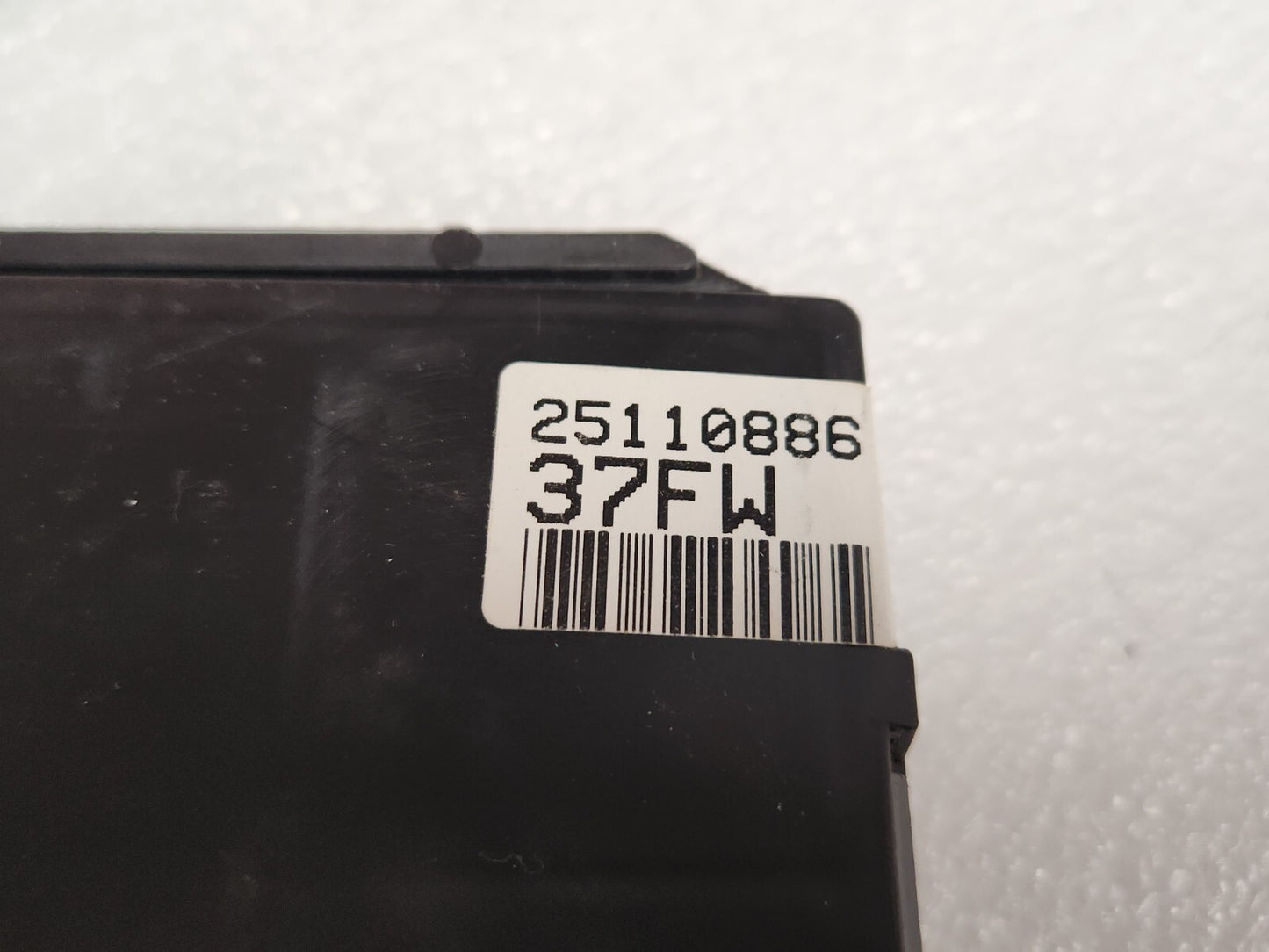 4930945