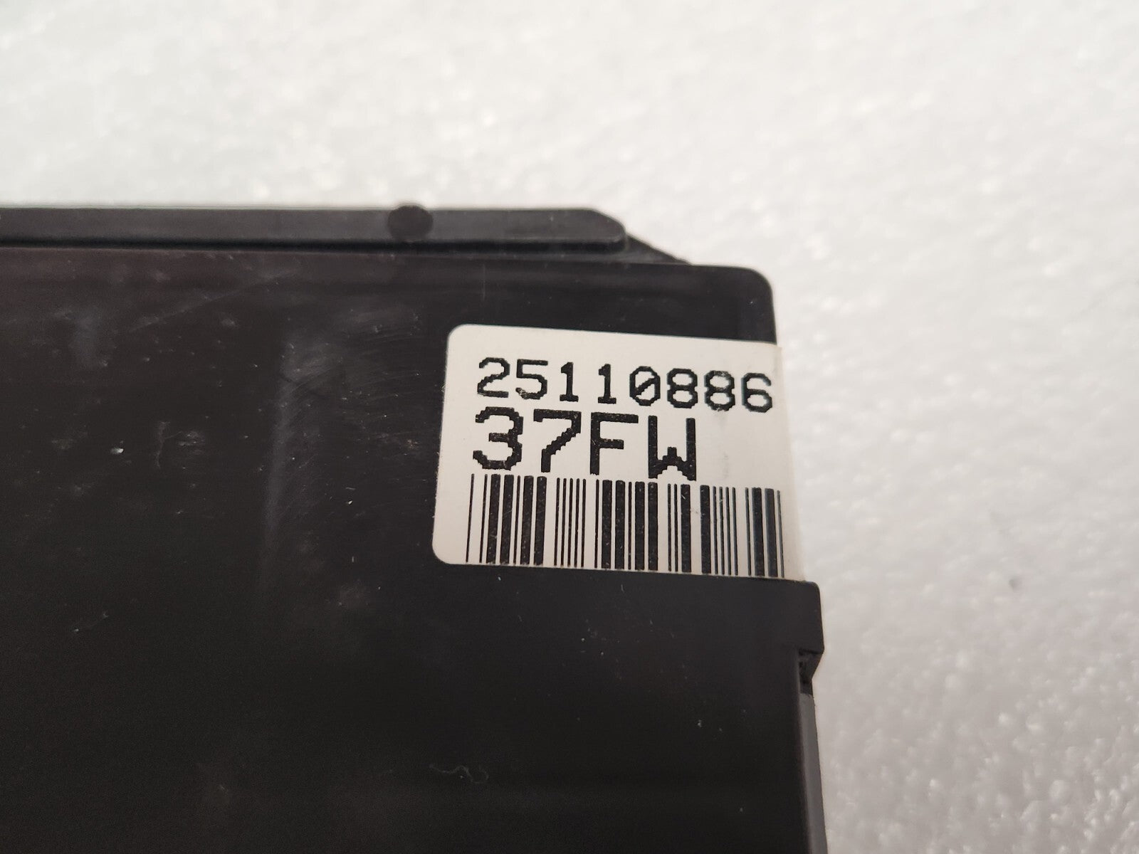 4930945