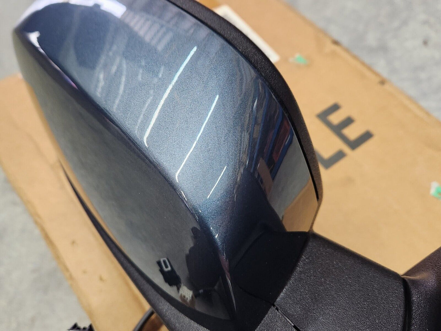 OEM GM 08-13 CHEVY LTZ SILVERADO FULL POWER MIRROR RH PASS SIDE GRAY 25775684