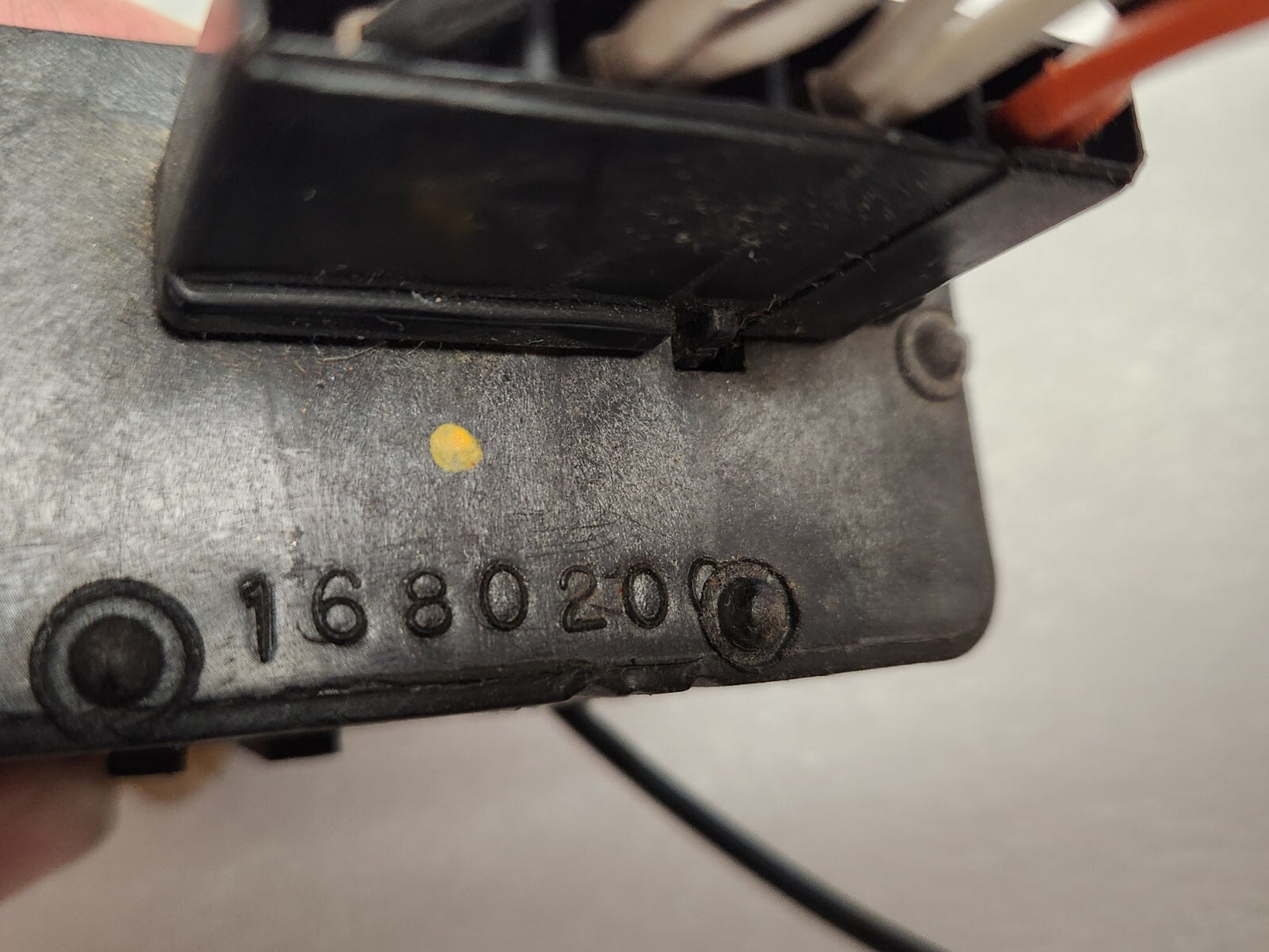 5256263