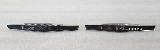 1967 1968 PONTIAC LE MANS DOOR PANEL EMBLEM SET PAIR OEM 7689148 GM