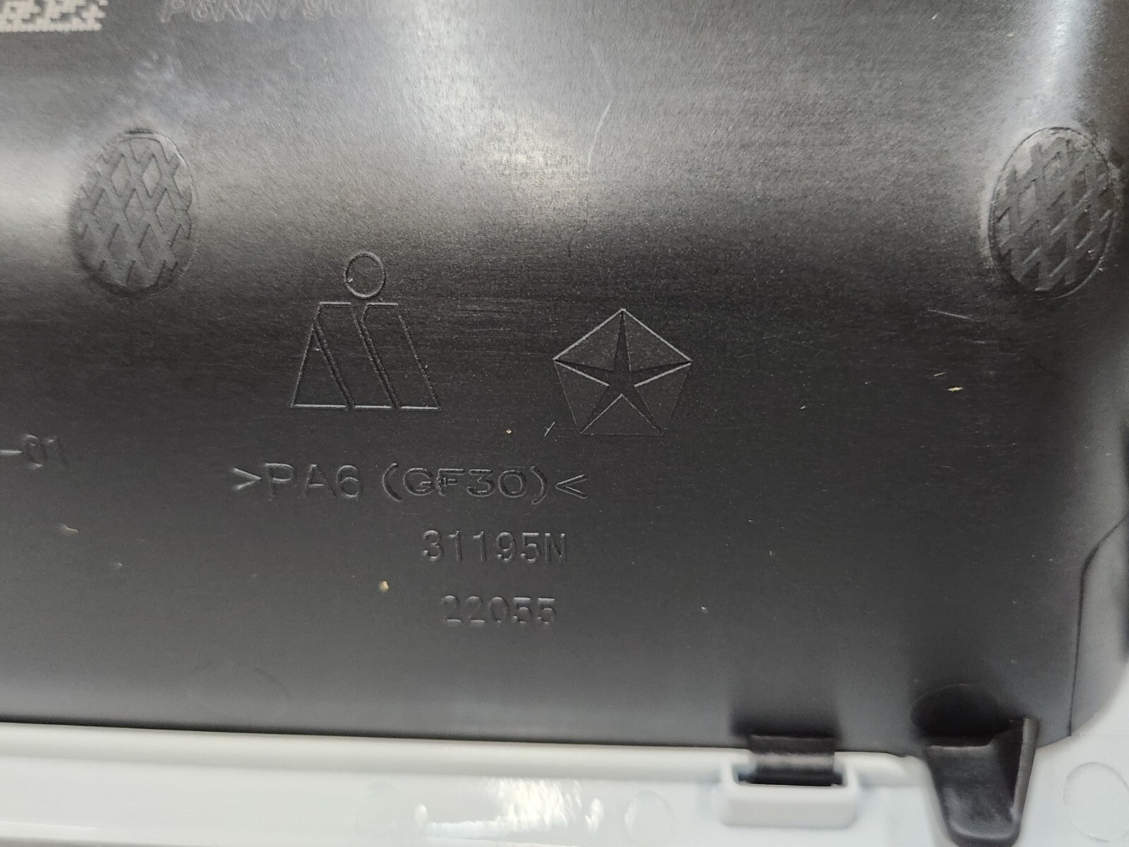 8049507