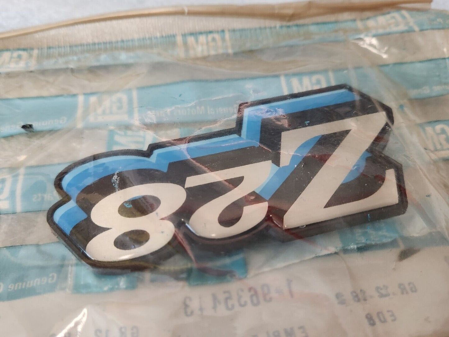 NOS OEM GM 1978 CAMARO Z28 REAR FUEL DOOR PANEL EMBLEM - 3 COLOR - BLUE 9635443