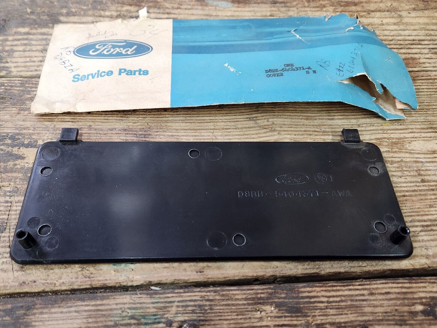 NOS OEM 1979 - 1984 FORD MUSTANG RARE FACTORY RADIO DELETE BLOCKOFF PLATE PANEL