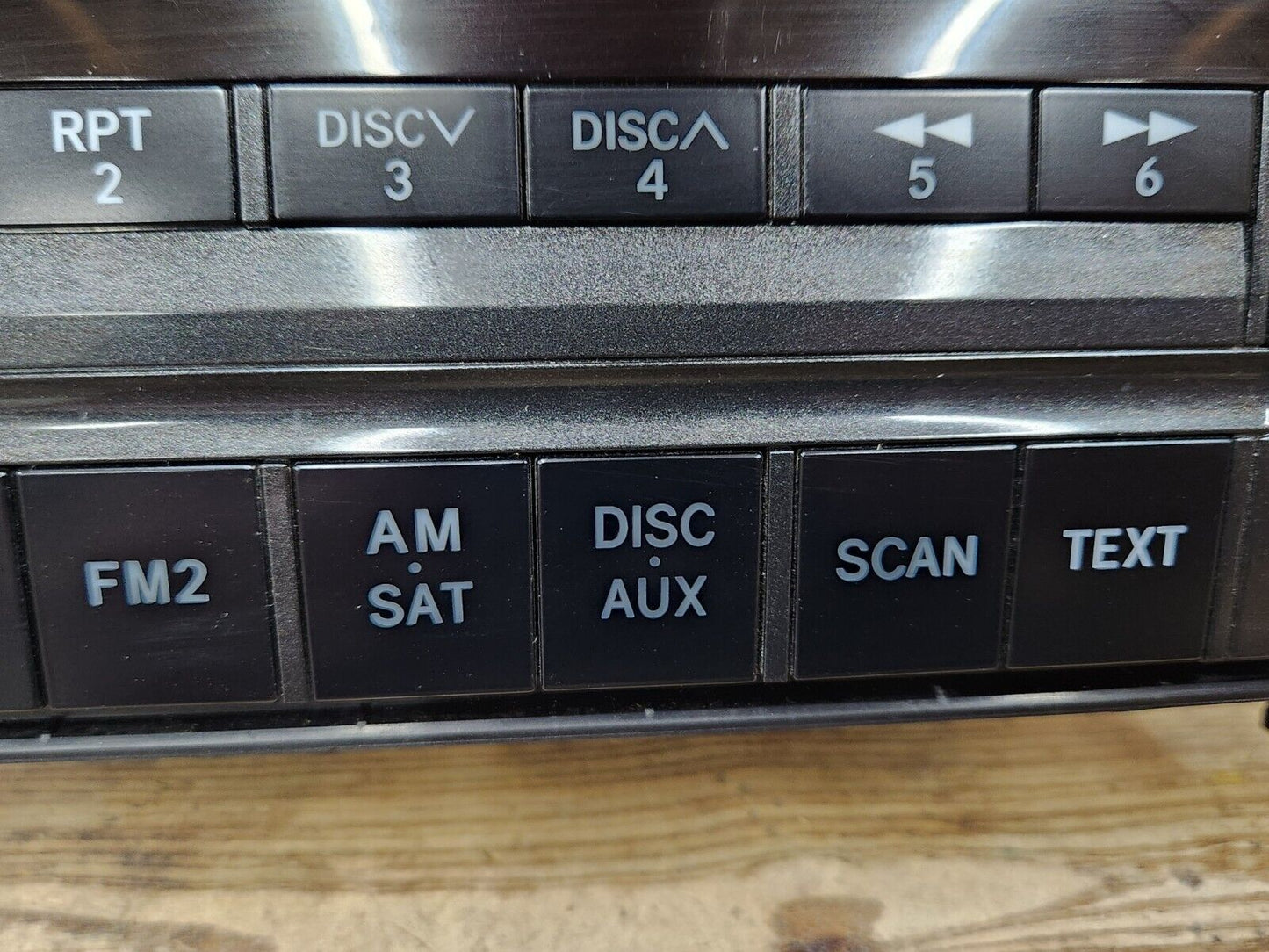 OEM 2007-2012 Toyota Tundra Sequoia MP3 6 Disc CD Radio 86120-0C260 Woodgrain