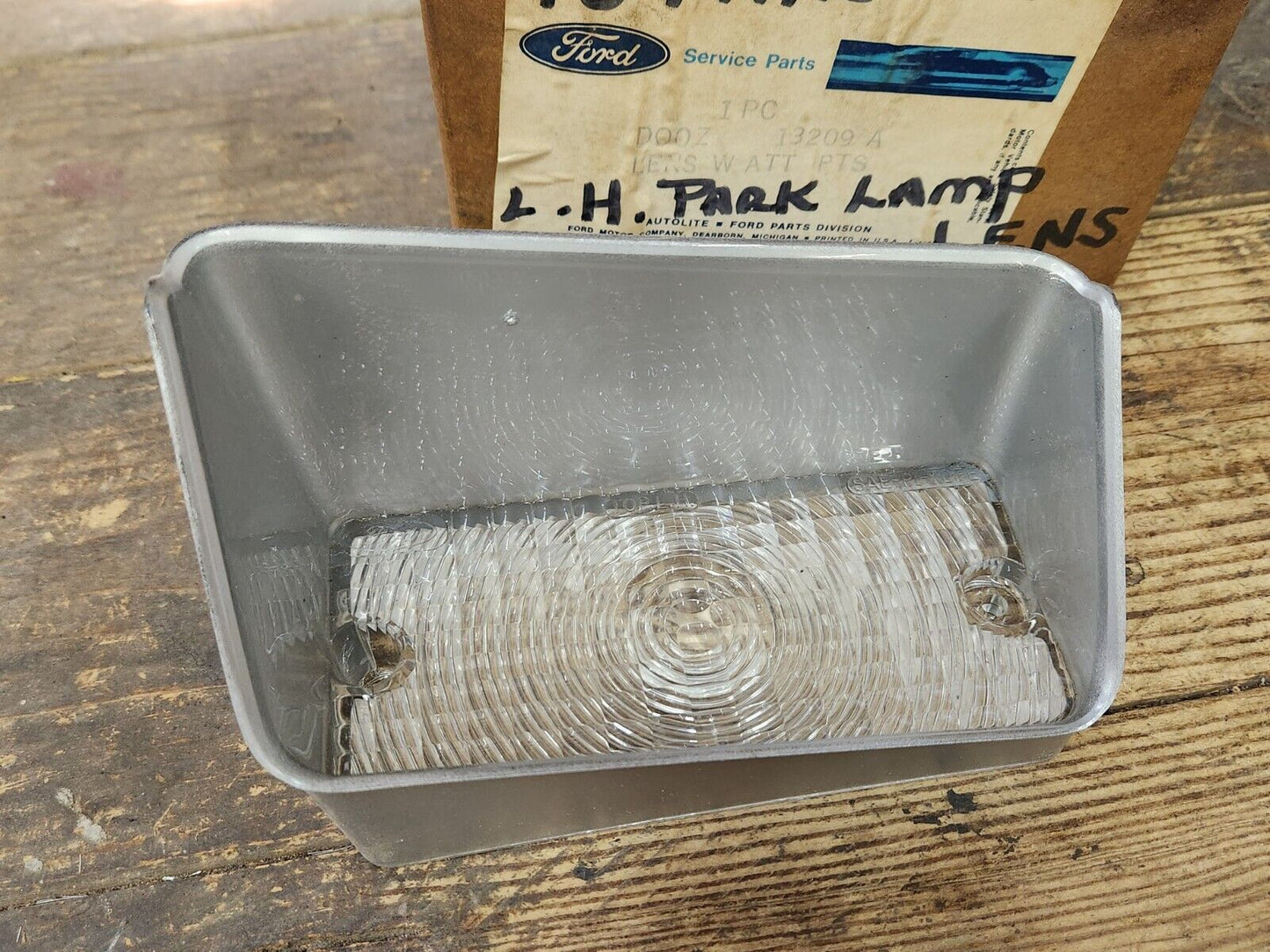 NOS 1970 FORD TORINO FAIRLANE RANCHERO 500 GT COBRA LH FRONT PARKING LIGHT LAMP