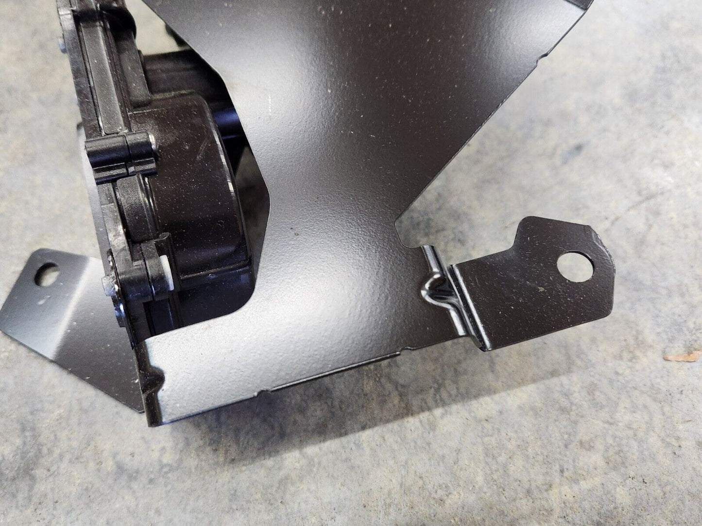 15-22 RAM PROMASTER CITY SPARE TIRE CARRIER WINCH HOIST GENUINE MOPAR 68421527AA