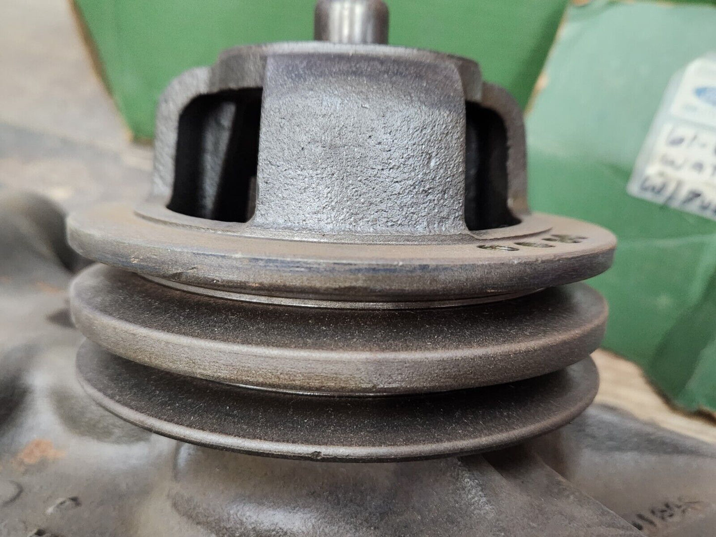 1961-62 Lincoln Continental 430 7.0 Rebuilt water pump C1VE-8505-A 5-1/2" pulley