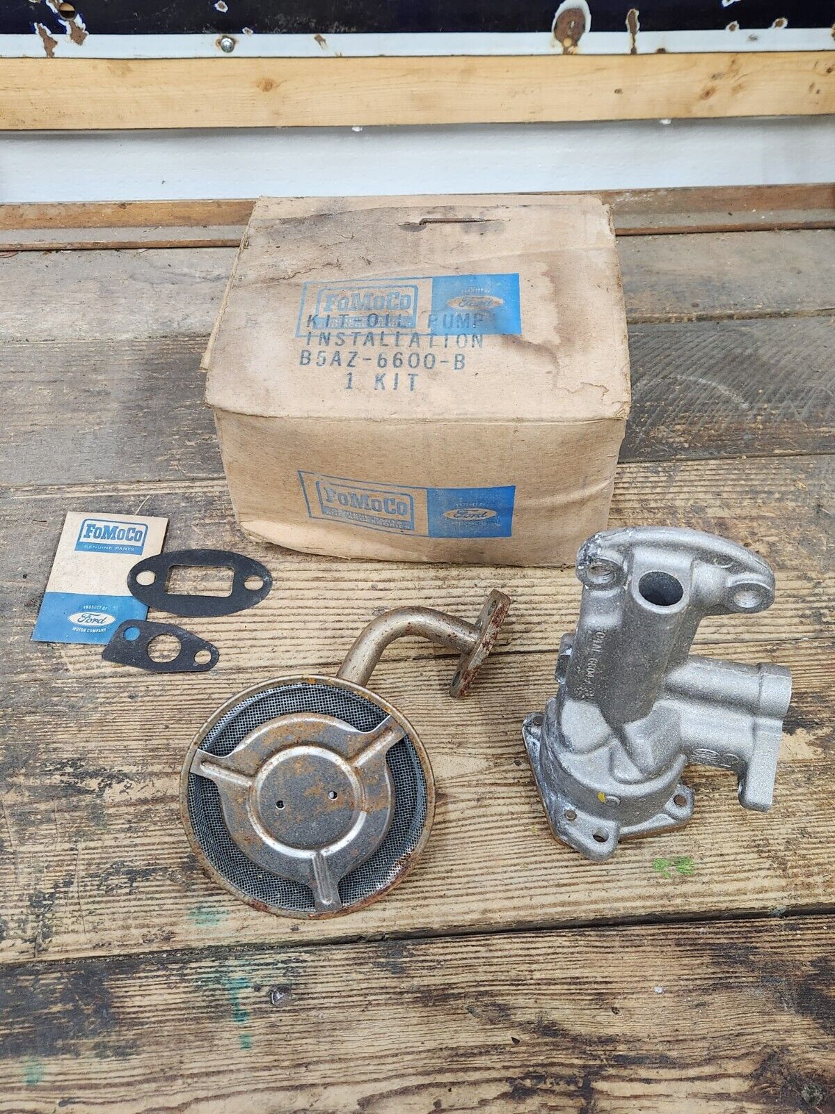 NOS OEM 1955 1956 Ford Passenger Oil PICKUP FILLER TUBE & PUMP KIT B5AZ-6600-A