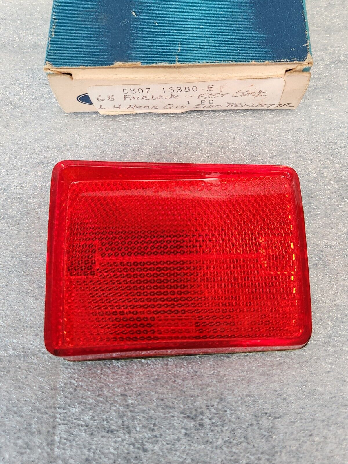 NOS 1968 Ford Fairlane 500 GT Torino Fastback LH REAR QUARTER PANEL REFLECTOR