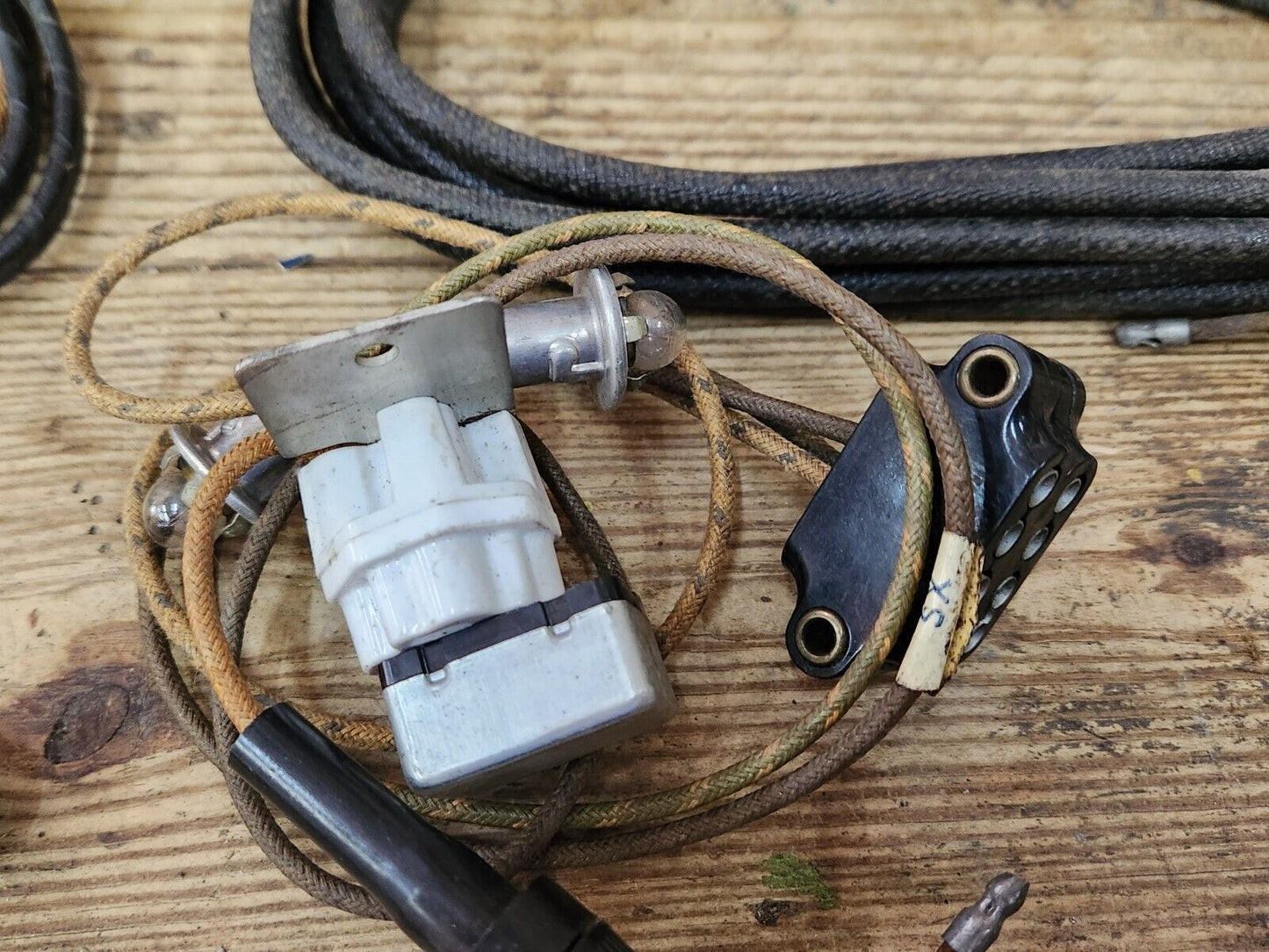 1951 Ford Passenger Car NOS ACCESSORY DIRECTIONAL TURN SIGNAL INDICATOR KIT M/T