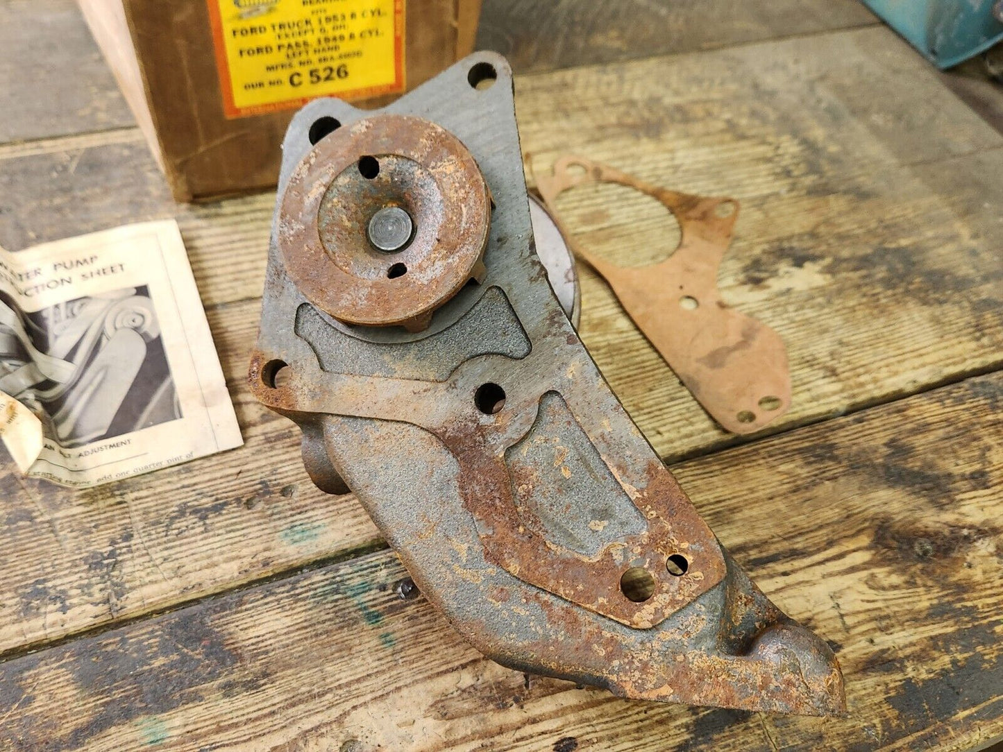 NORS 1949 FORD WATER PUMP LH 8BA-8502-G wide belt Flathead V8 49-53 Car 53 Truck