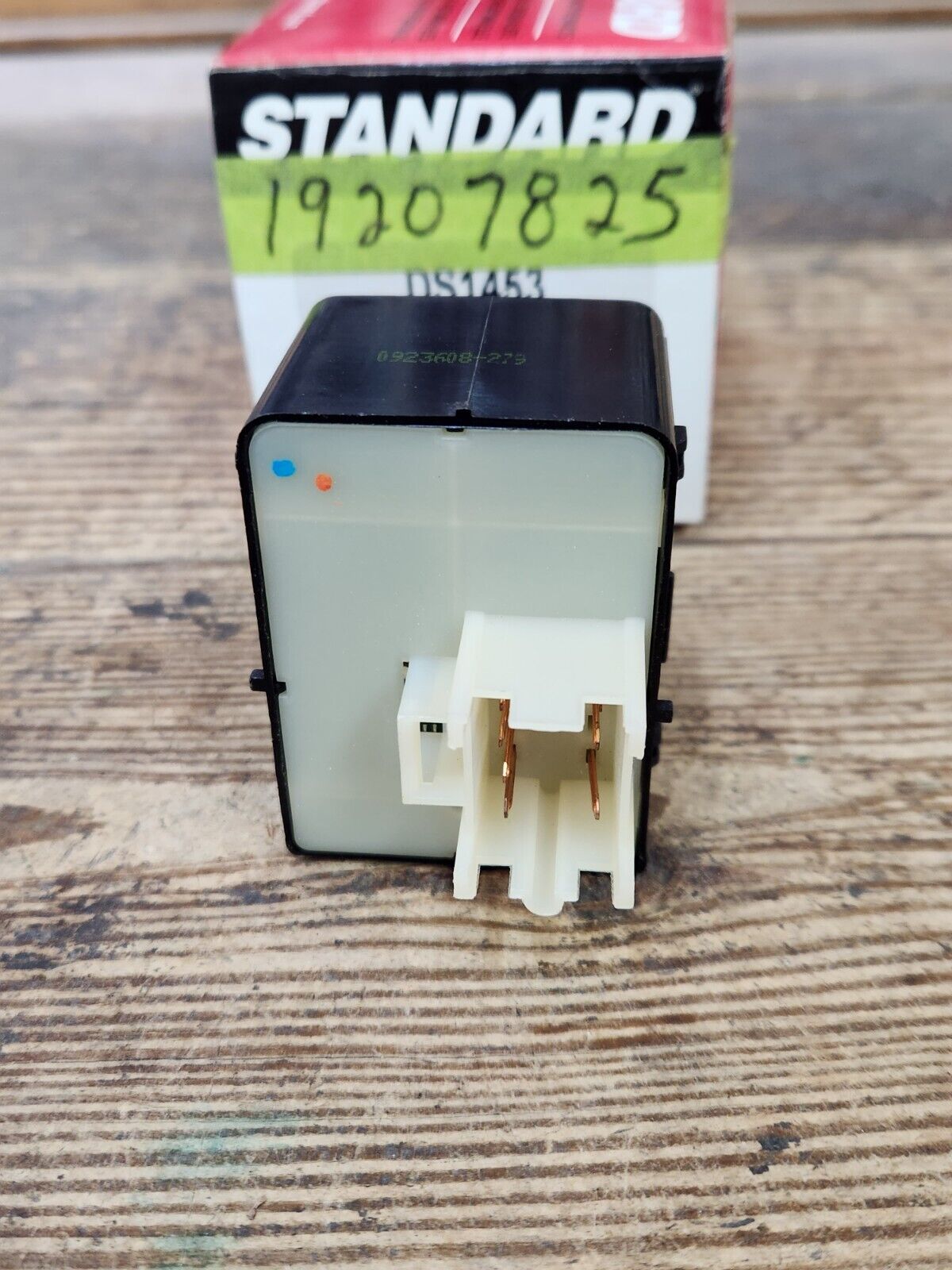 NEW 1995-2005 Grand Prix Sunfire 2 Door Master Power Window Switch LH Driver