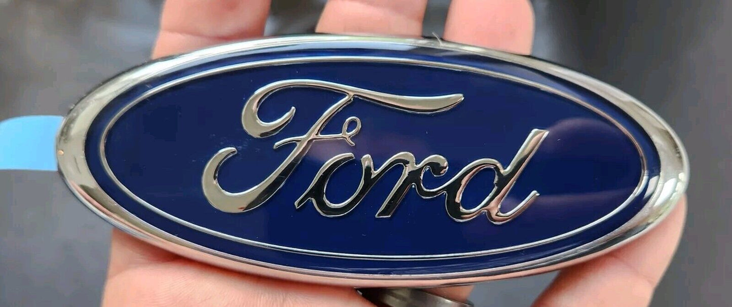 NEW OE 01-07 Ford Escape Rear Hatch 01-09 Ranger Tailgate Emblem YL84-7843500-AB