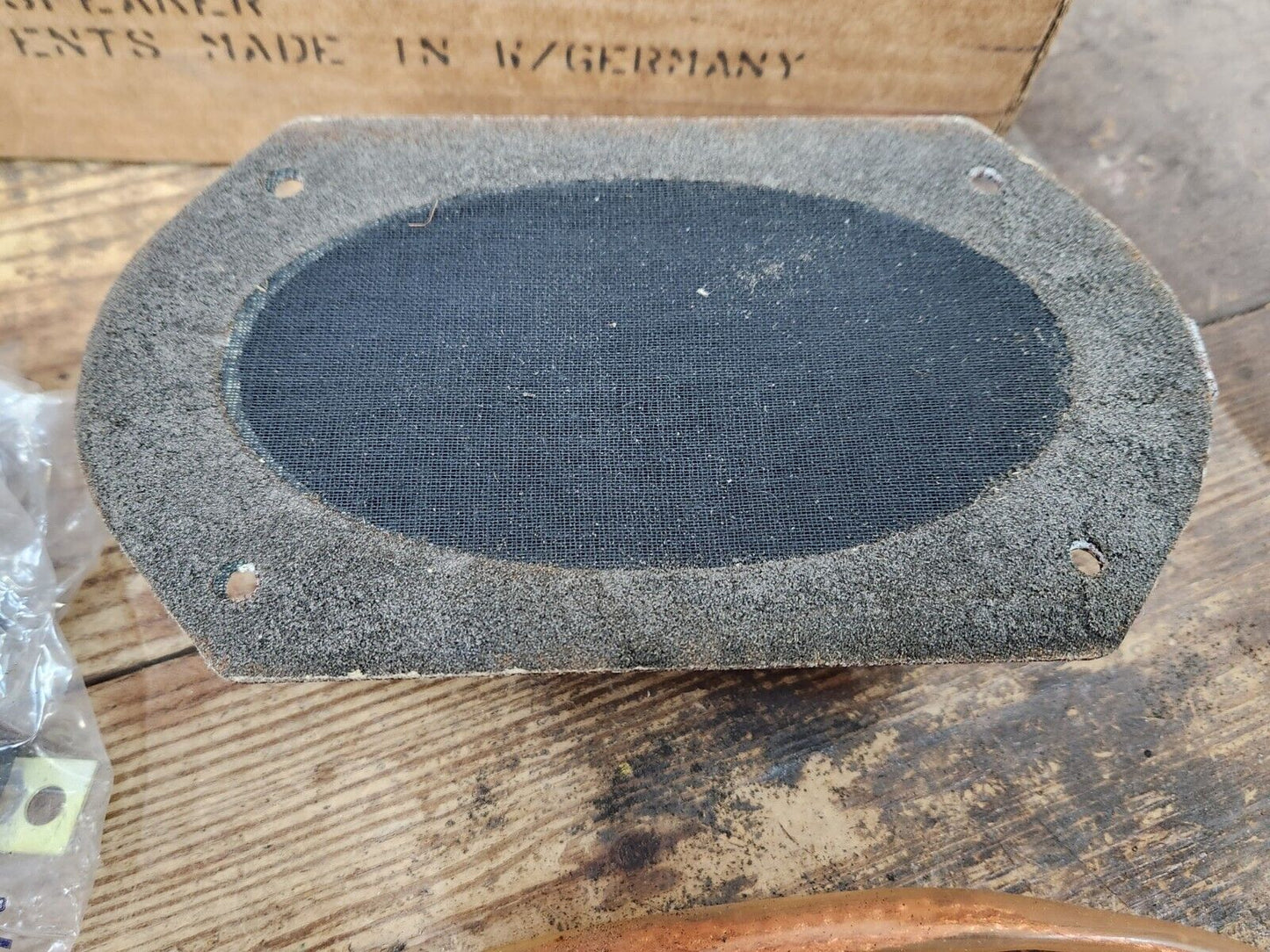 NOS 1973 1974 Mercury Capri AM AM/FM RADIO SPEAKER REAR ADAPTER KIT Integral A/C