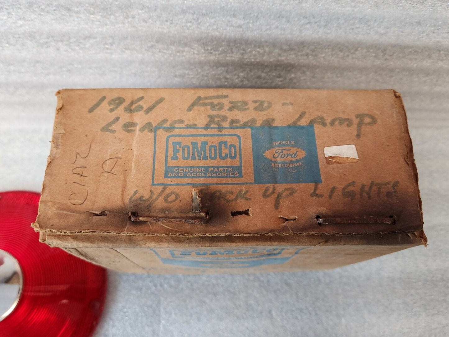 NOS OEM 1961 FORD FAIRLANE GALAXIE C1AZ-13450-A TAIL LIGHT LAMP LENS W/O BACK UP