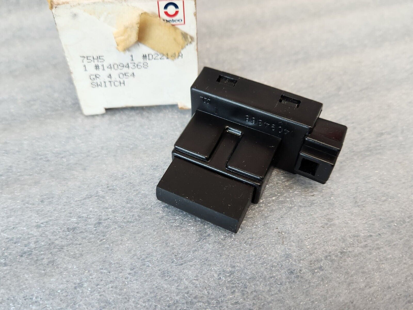 NEW Corvette Camaro Firebird 5 / 6 Speed Neutral Safety Clutch Switch 14094368