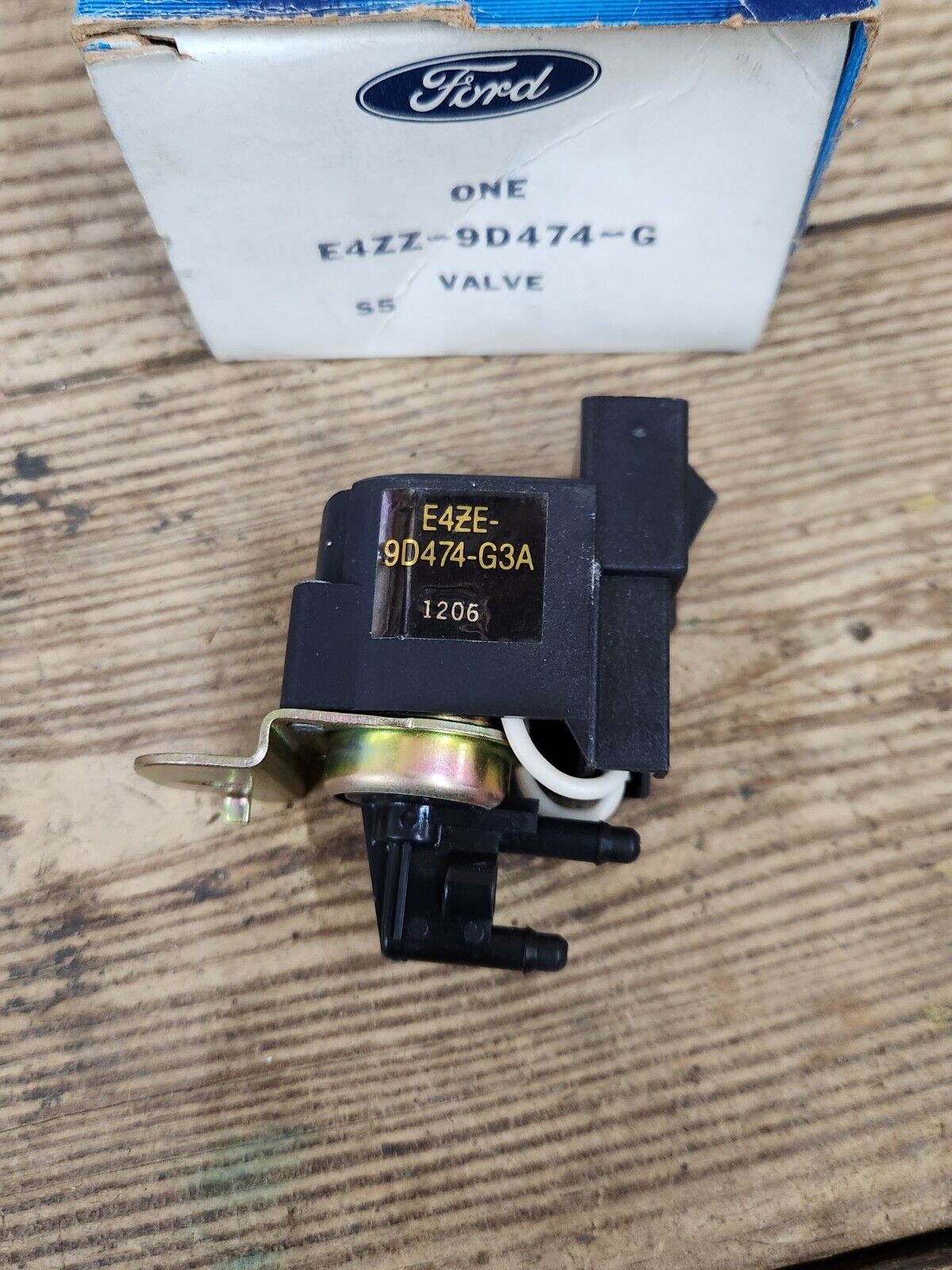 NOS OEM 1984-1991 Ford Mustang Bronco 5.0 EGR Vacuum Solenoid E4ZE-9D474-G3A