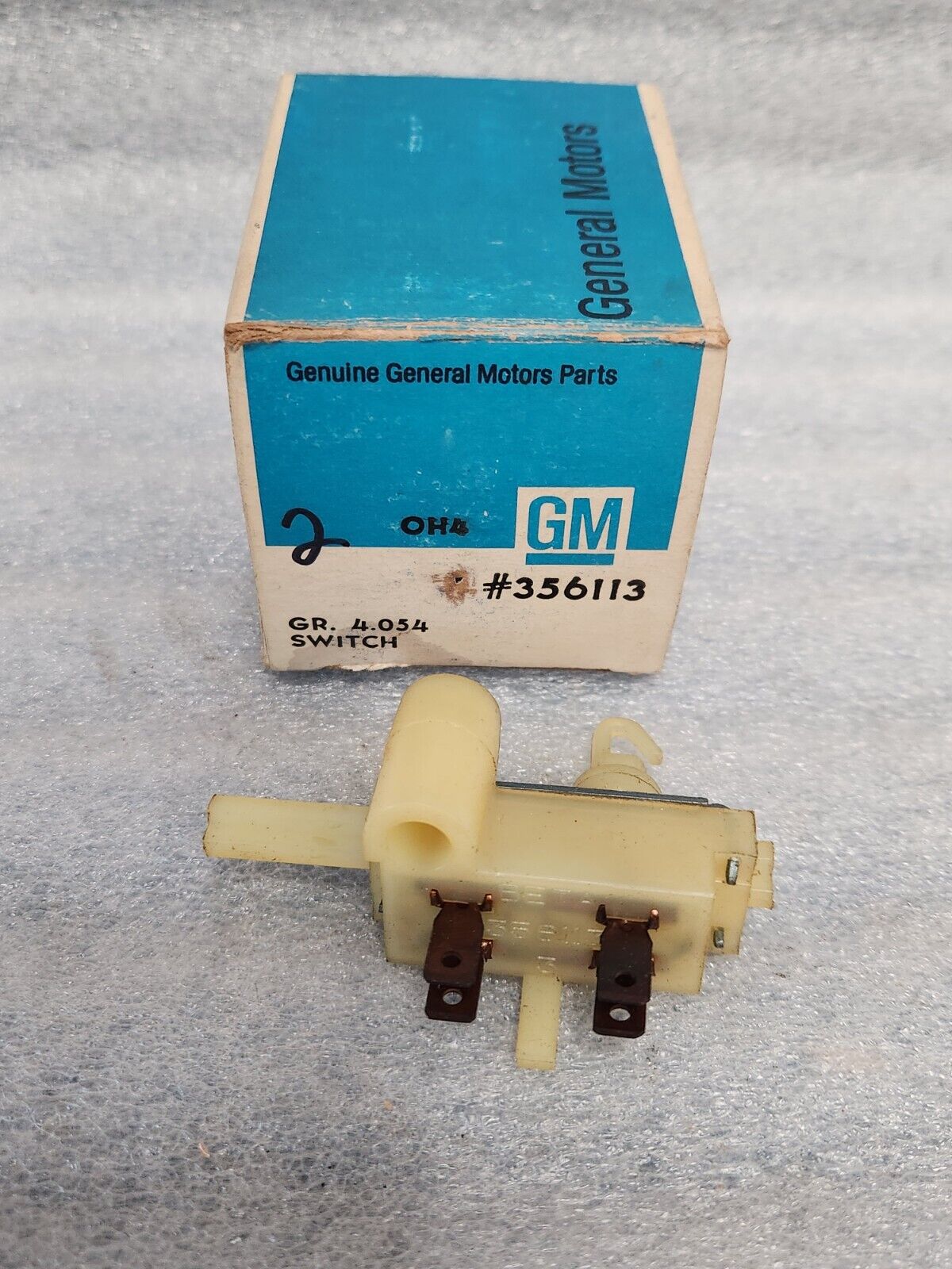 NOS 1971-75 Buick Chevrolet Oldsmobile Pontiac Neutral Safety Switch GM # 356113