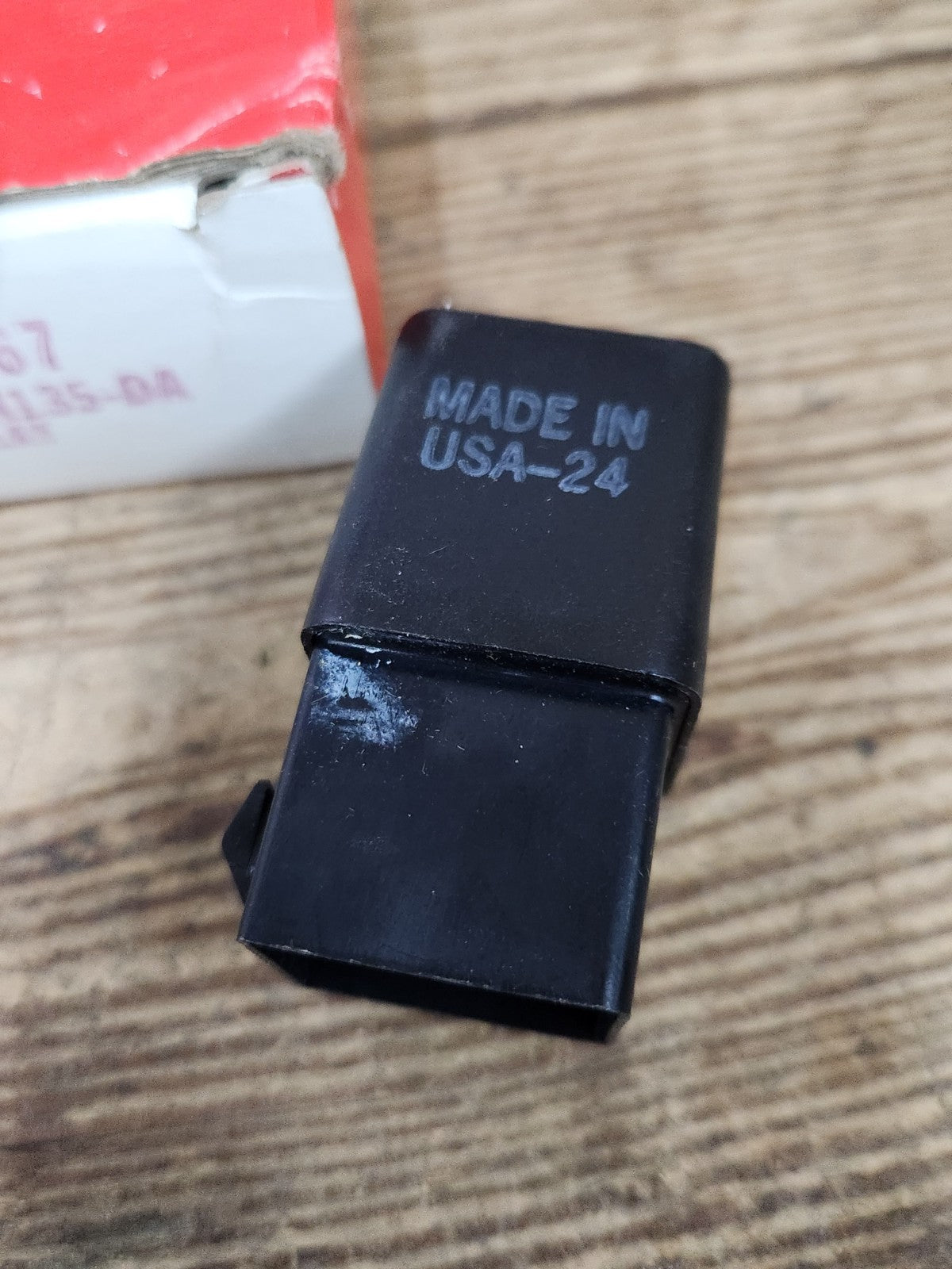 8331352