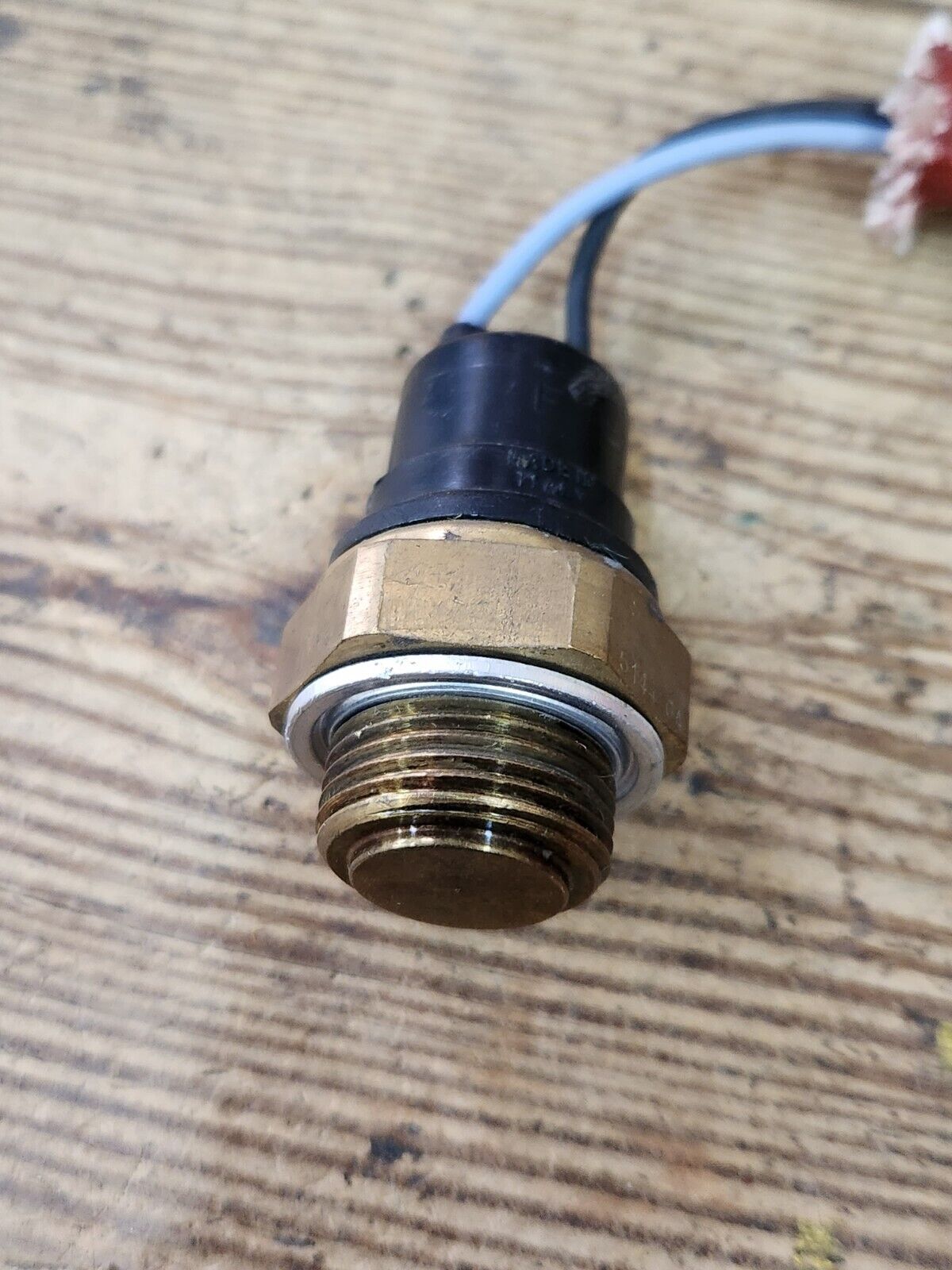 NEW Made In Italy 1990-1993 Saab 9000 Cooling Fan Switch Senor 40 86 690