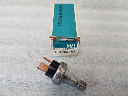 NOS OEM GM 1971 - 1977 Chevrolet Vega Oil Temperature Sender 3986857