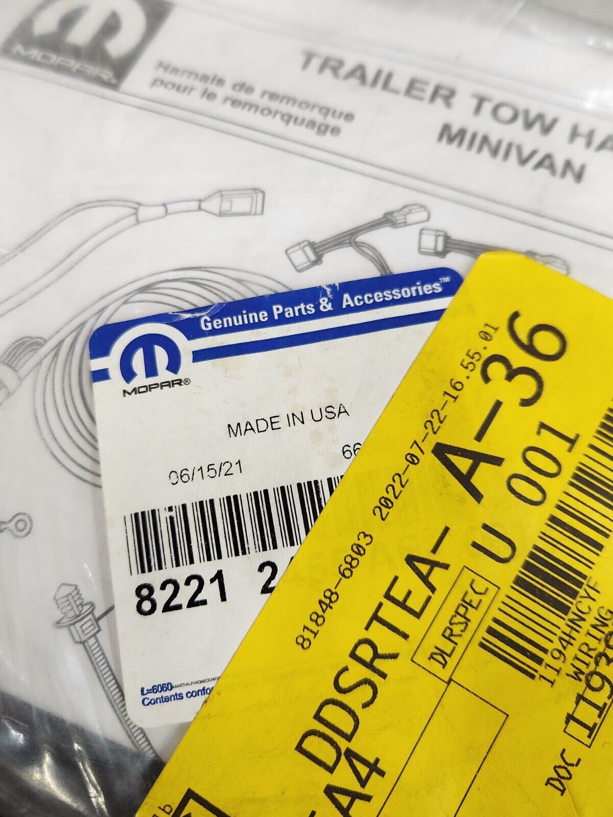 TOWN & COUNTRY GRAND CARAVAN TRAILER TOW 7 WAY WIRING KIT OEM MOPAR 82212455AE