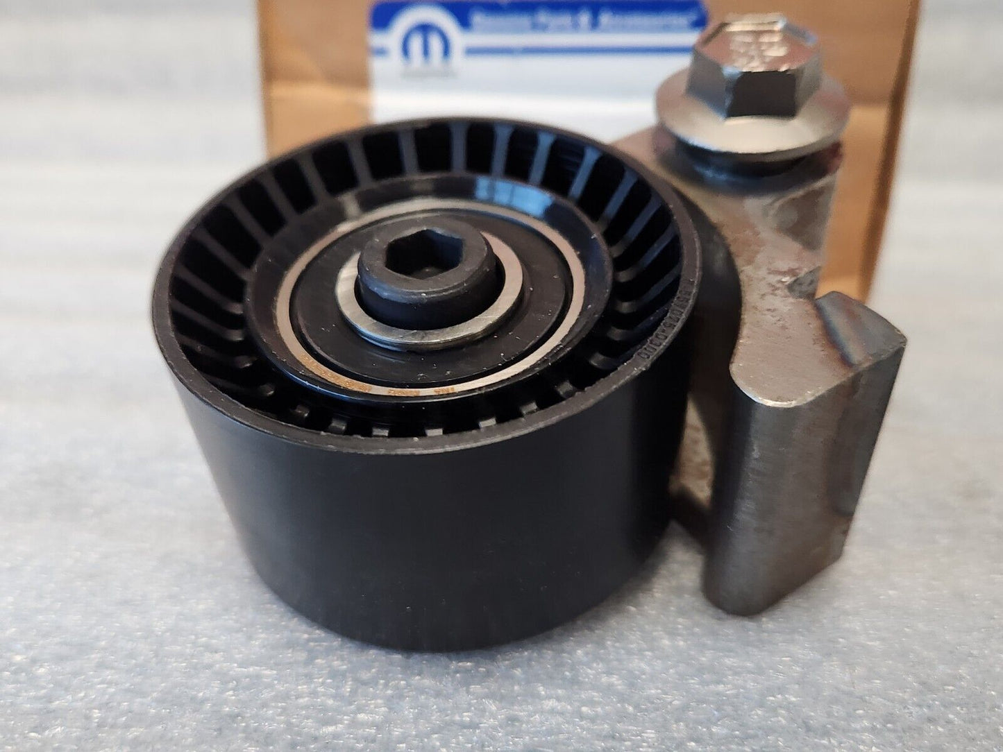 NEW Genuine Mopar 01-11 Dodge Chrysler V6 Pivot Tensioner Arm 04663515AD