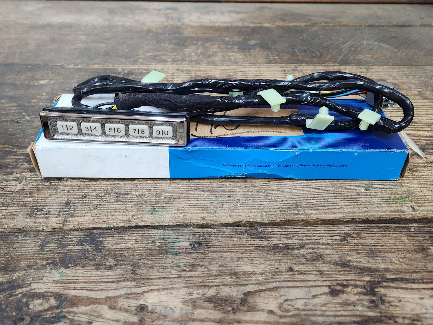 8252000
