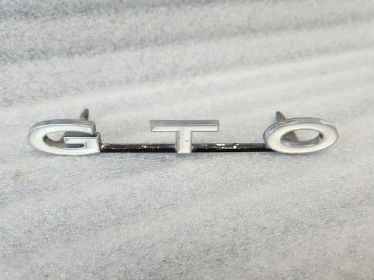 1973 Pontiac GTO Front Grille Emblem USA Made Grill Badge Original 489190
