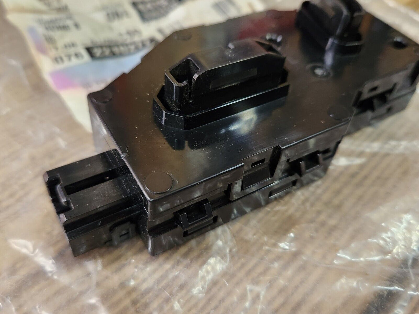 NEW OEM 2020-2023 CADILLAC CT4 CT5 DRIVER SEAT POWER ADJUSTMENT CONTROL SWITCH