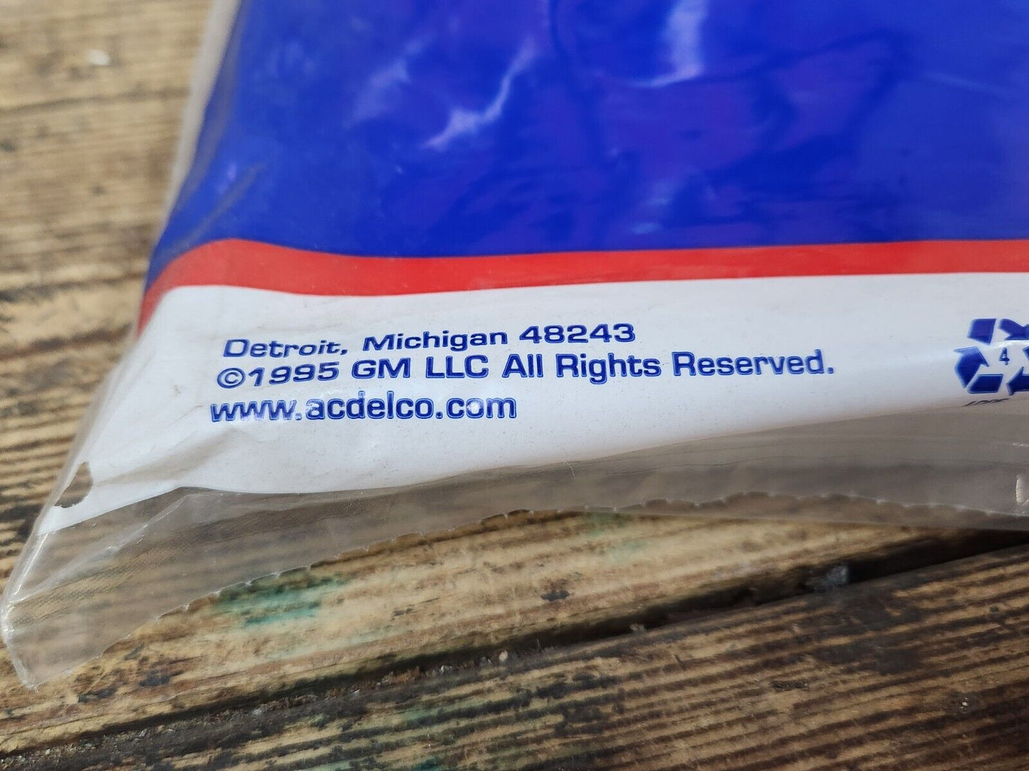 NEW OEM Genuine GM 2015-2020 Chevy Impala Cadillac XTS Cabin Air Filter 23393247