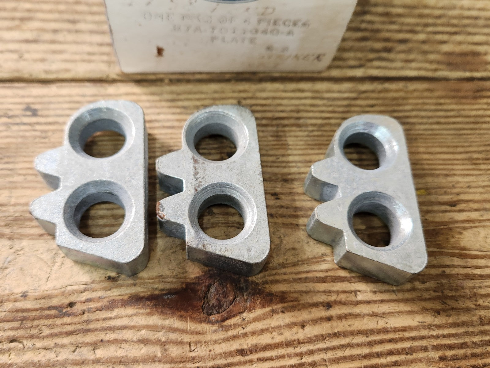 7895718