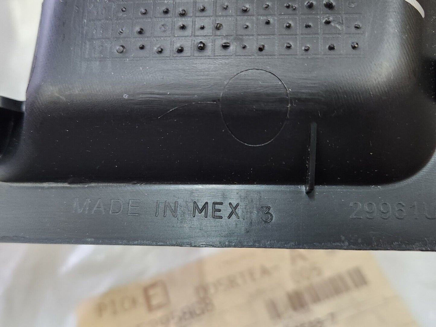 NEW OEM 13-19 RAM 1500 2500 3500 4500 RELEASE HANDLE BEZEL REAR R/H 1GY64DX9AD