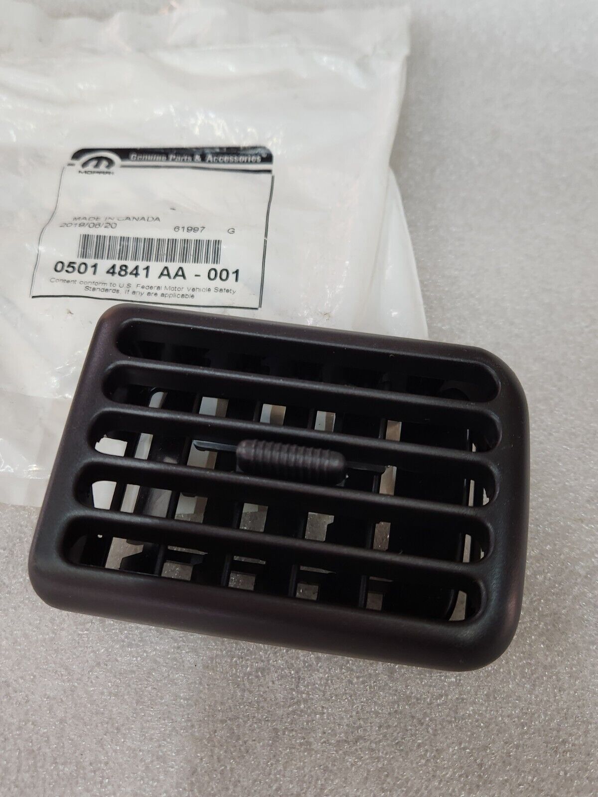 NEW MOPAR 98-02 Dodge Ram 2500 Driver Side Center Dash Panel Air Vent 05014841AA