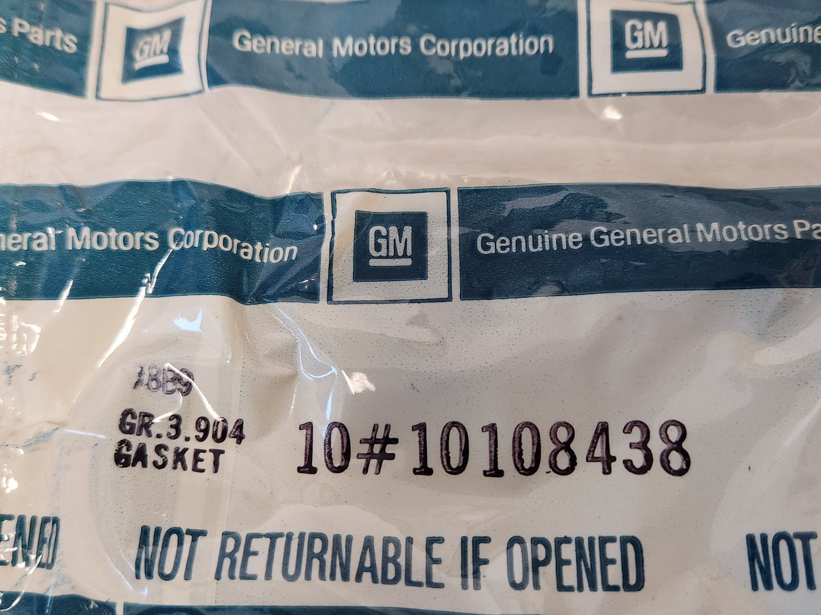 8081952