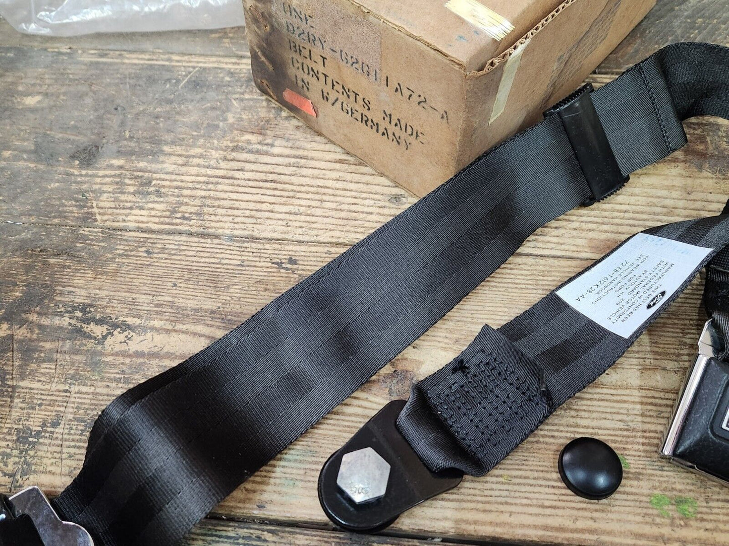 NOS OEM 1972 MERCURY CAPRI MK1 BLACK SEAT BELT ASSEMBLY D2RY-62611A72-A