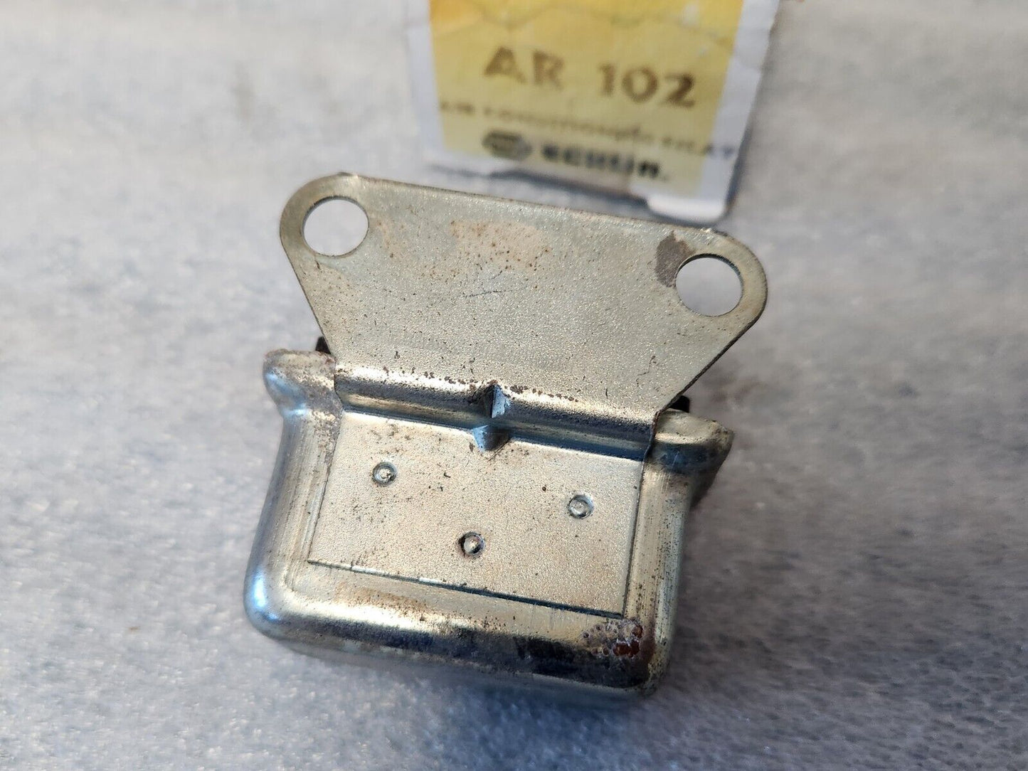 NEW 1965-1986 GM VEHICLES ECHLIN AR 102 BLOWER MOTOR HEATER AC RELAY NORS