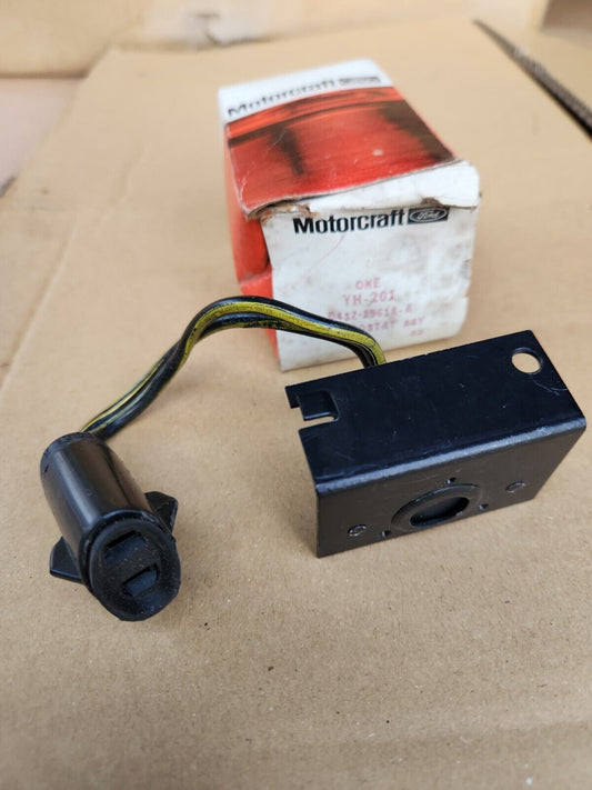 NOS 1973 1974 Thunderbird Lincoln Mark IV A/C EVAPORATOR TEMP CONTROL THERMOSTAT