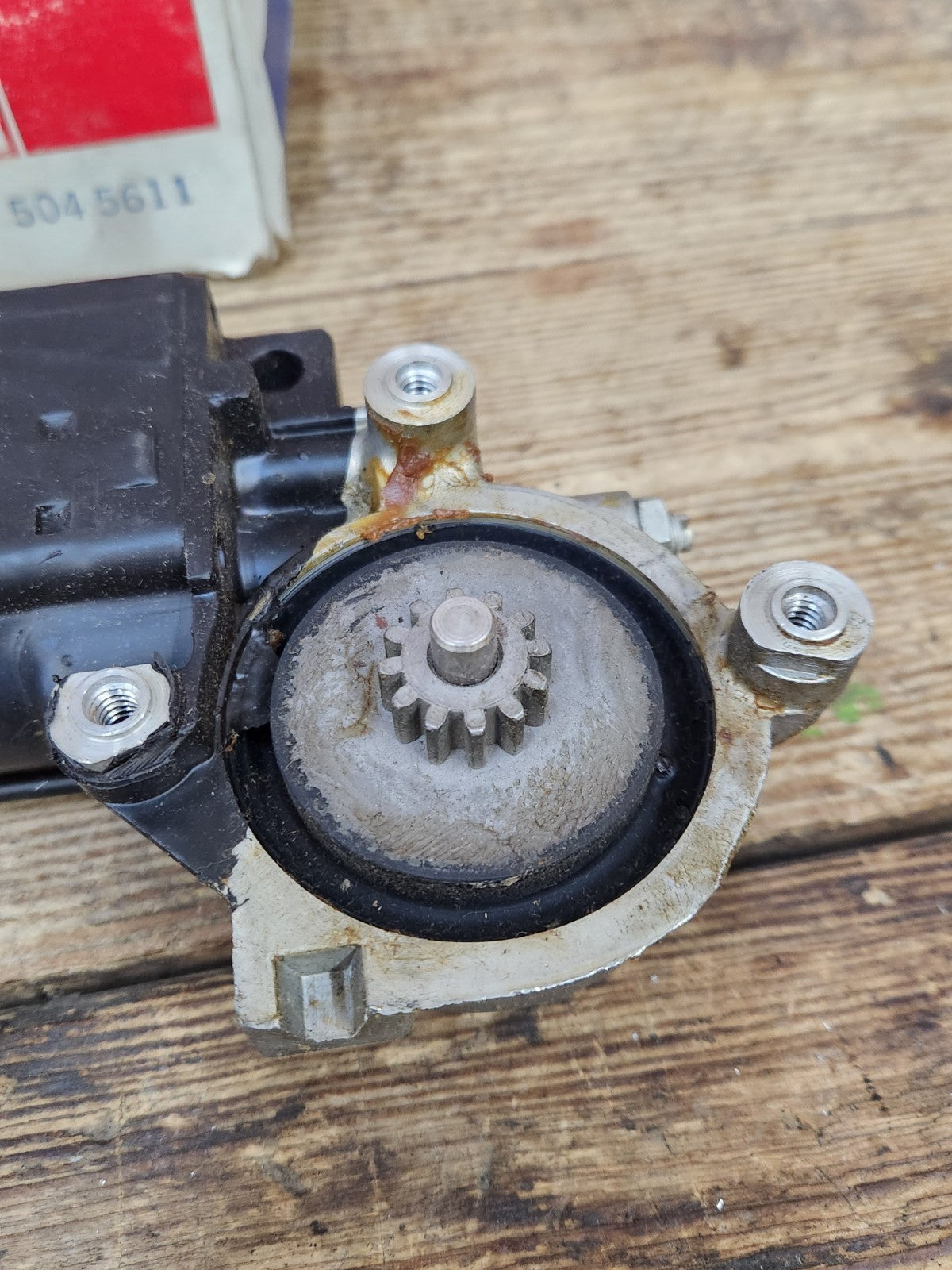 7364196