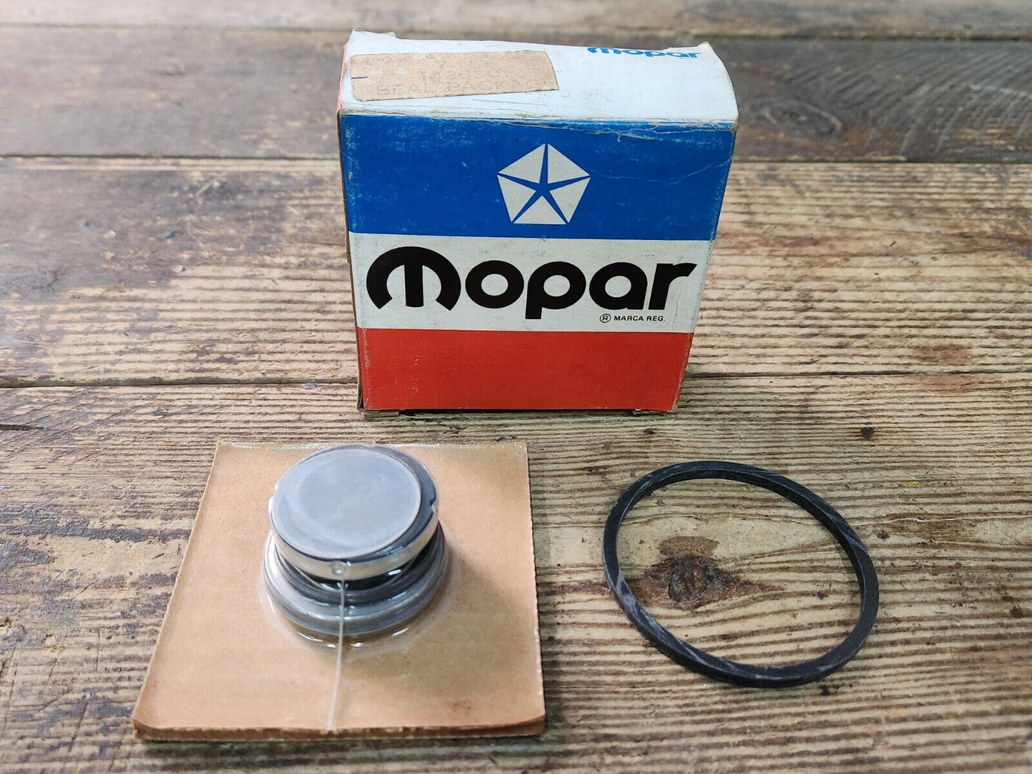 NOS OEM 1959-1971 DeSoto Dodge Plymouth A/C Compressor Crankshaft Seal 1426501