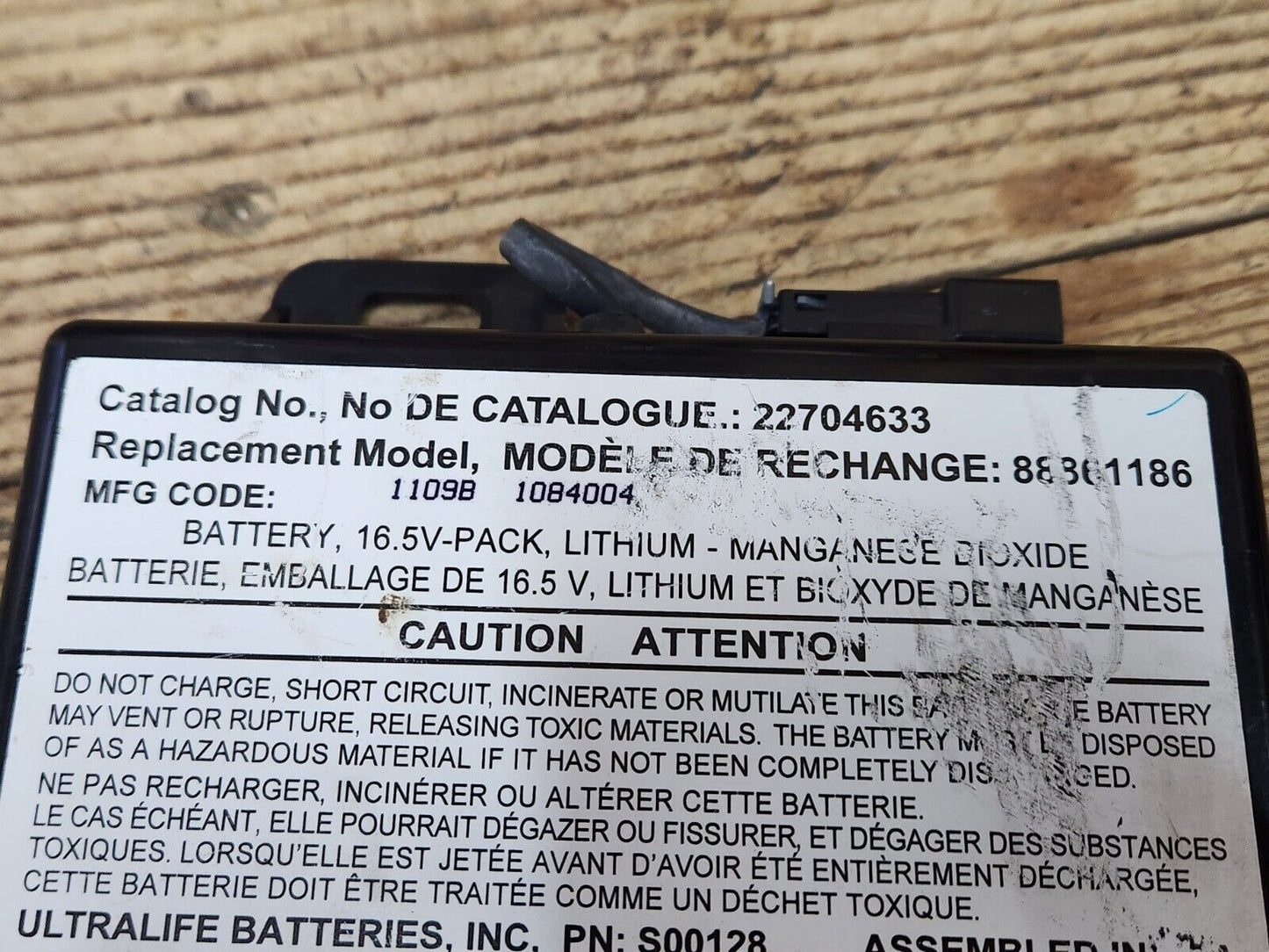 2010 2011 CHEVROLET CAMARO SS OEM ONSTAR BATTERY MODULE 22704633 FREE SHIPPING