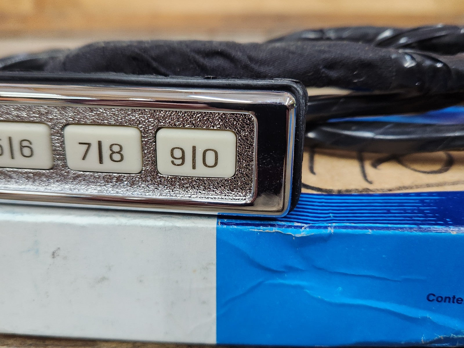8252000
