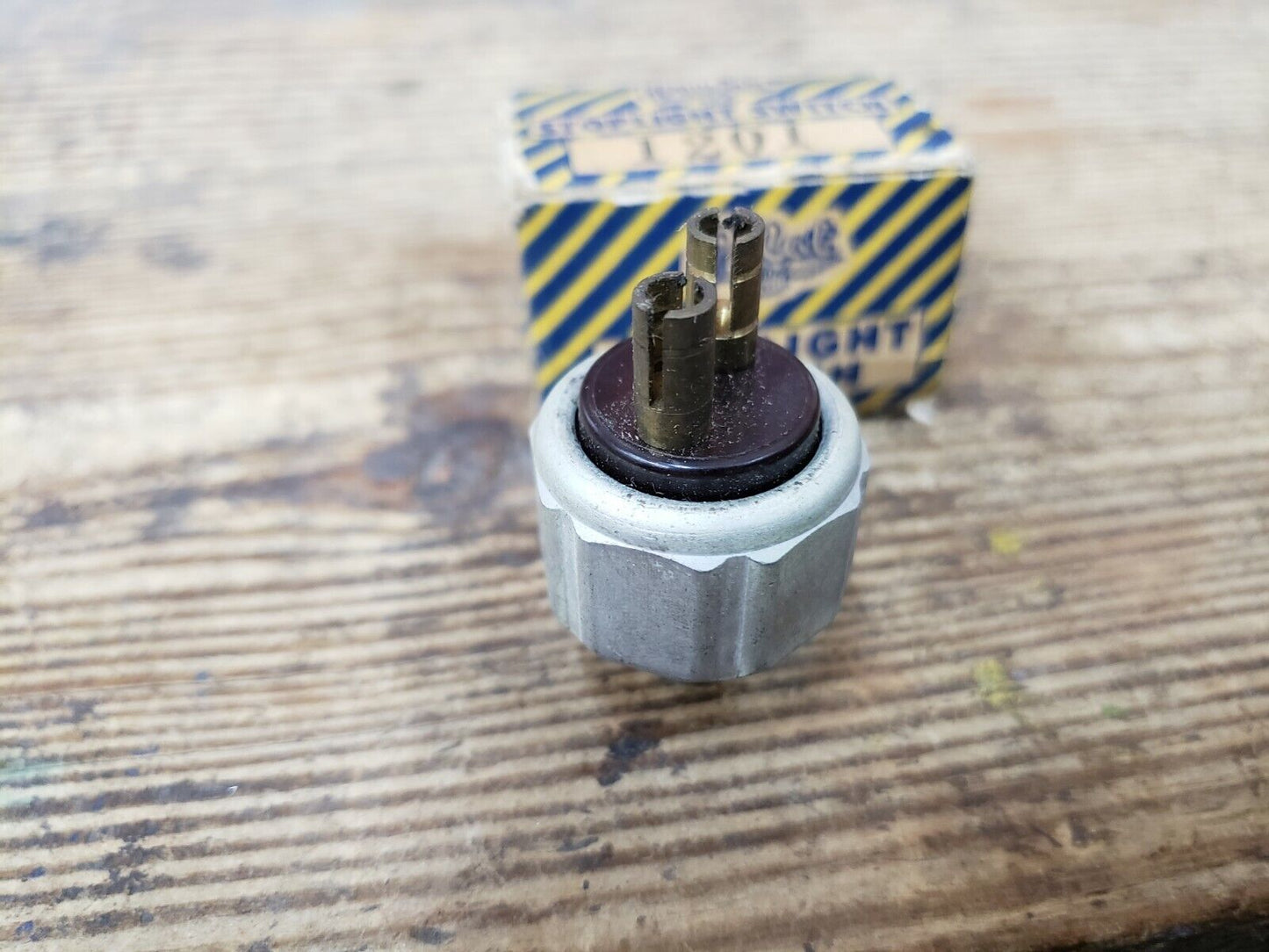 33-40 Buick Chevrolet GMC Oldsmobile Pontiac Stoplight Switch NORS Pilot 1201