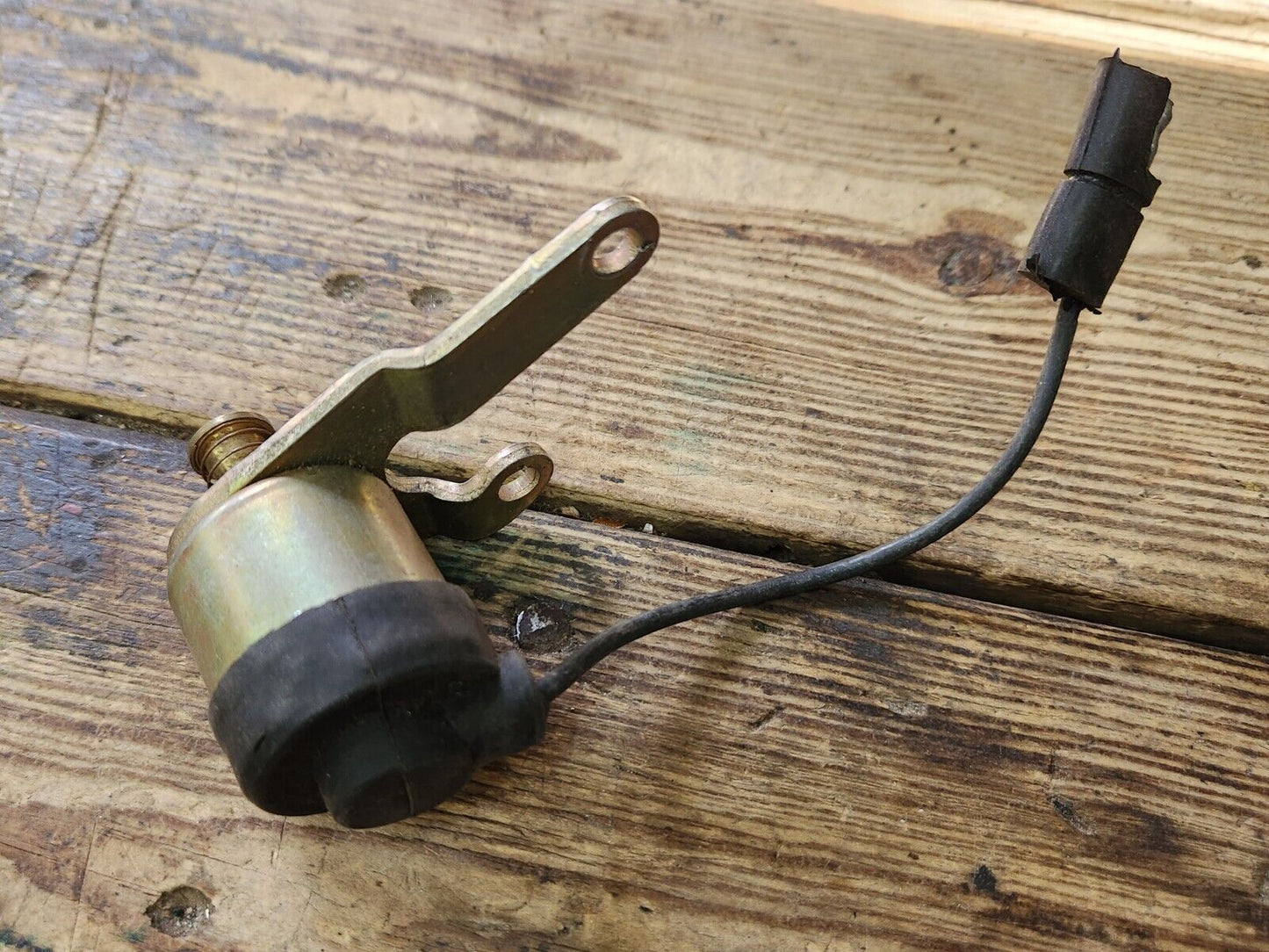 NEW - OUT OF BOX 213-3010 Carburetor Idle Stop Solenoid 1979-1982 Ford 200-L6