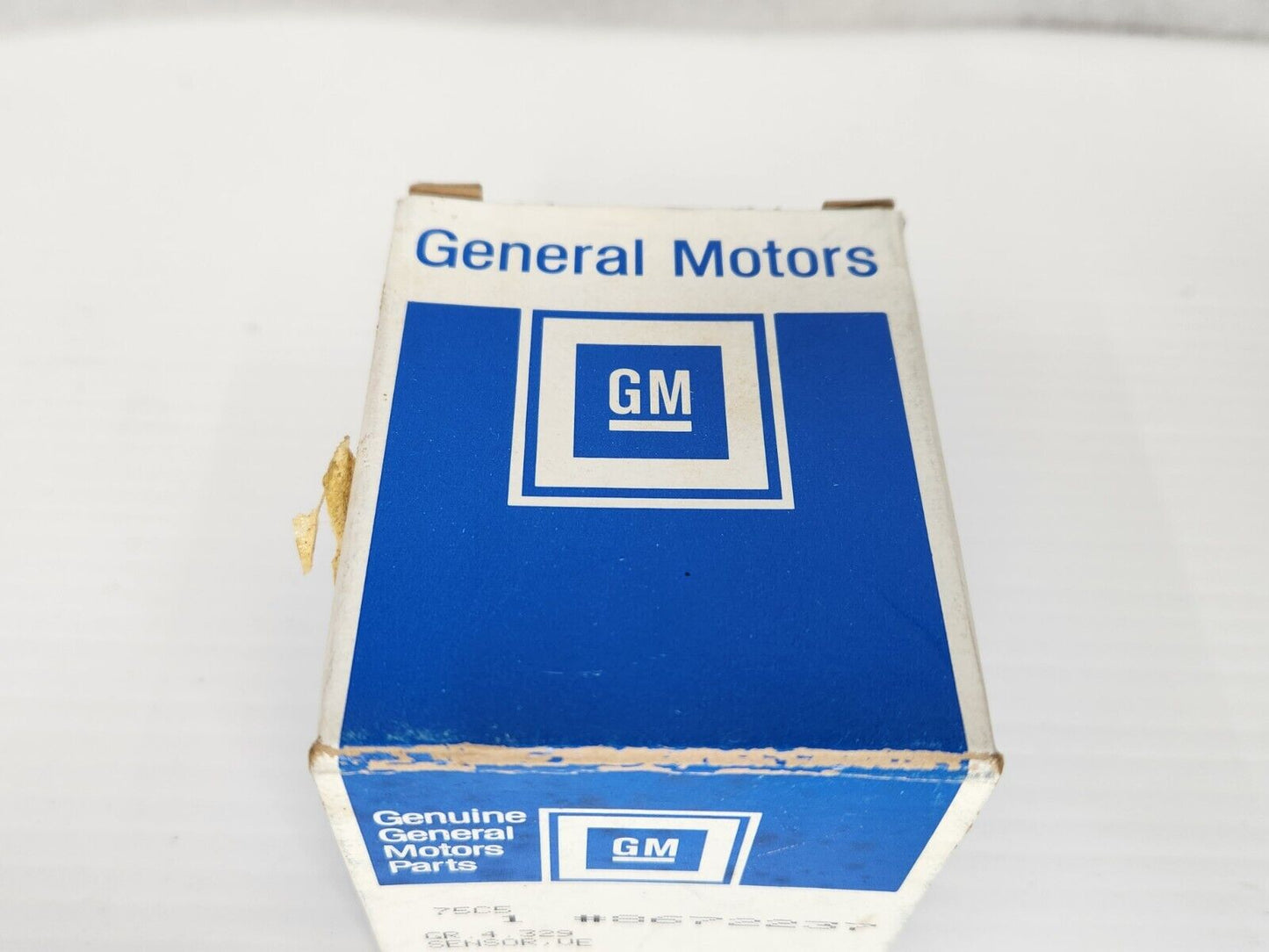 NOS NEW OEM GM 1988-2002 Chevrolet Truck Speed Sensor 8672237