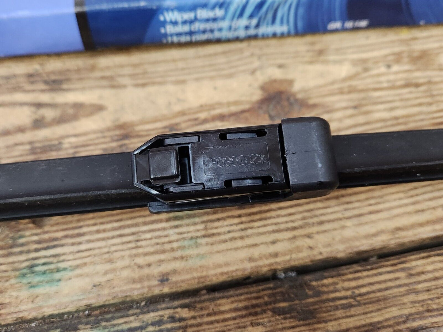 NEW Chevrolet GM OEM 2013-2016 Spark RH Wiper Arm Front Blade 95108153