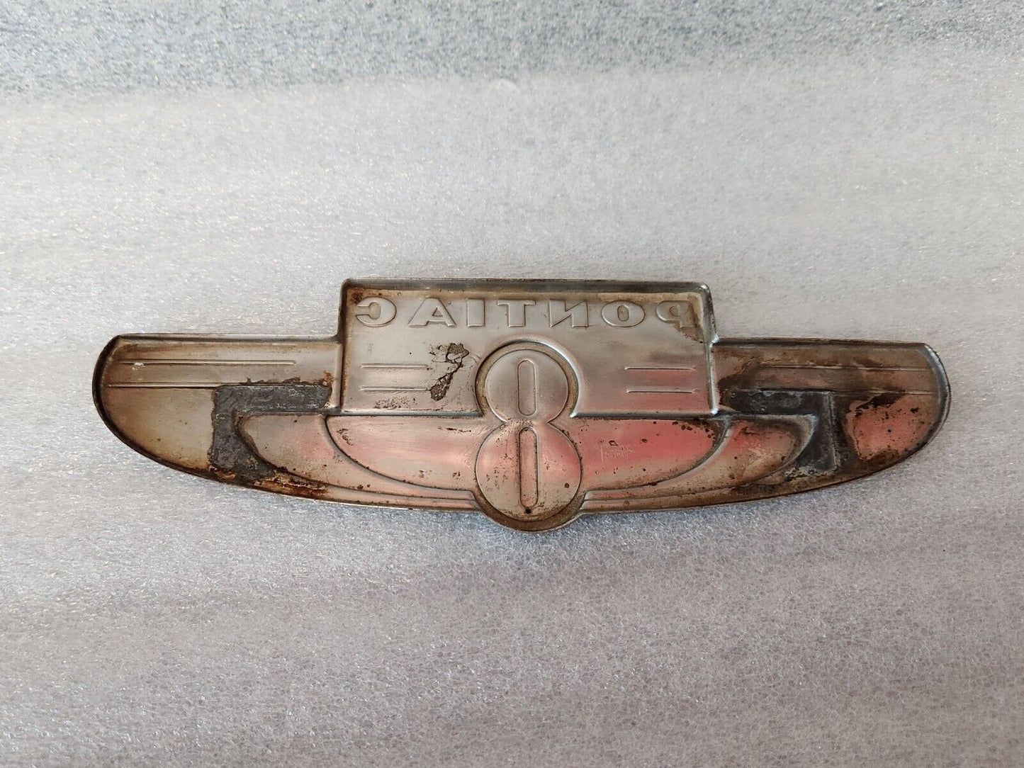 1937 Pontiac Silver Stream Deluxe 8 Trunk Emblem Badge OEM
