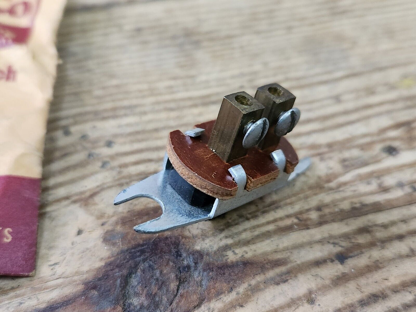 1930s 1940s 1950s FORD CHEVROLET BUICK NASH KAISER PACKARD NOS DOME LIGHT SWITCH