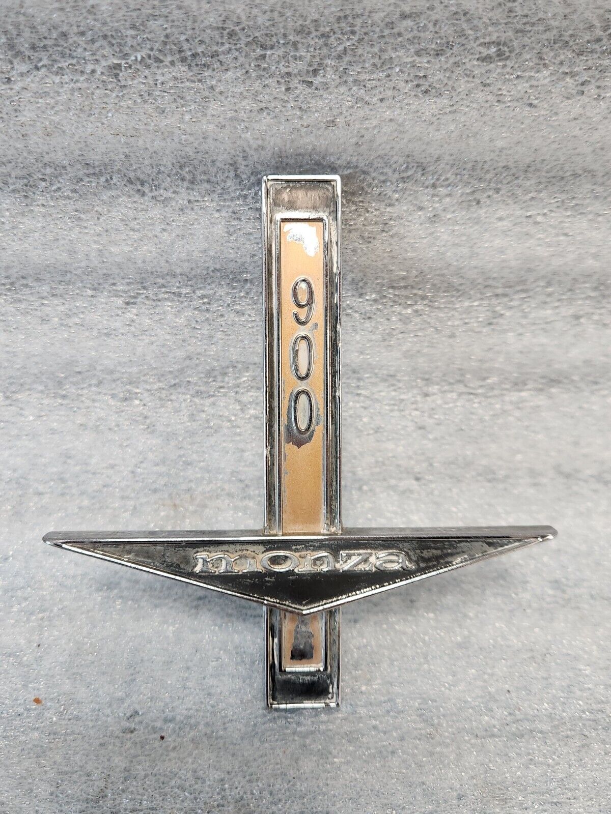 Chevy OEM 1962 1963 1964 Monza 900 Side Emblem Badge Logo Nameplate Name 3815062